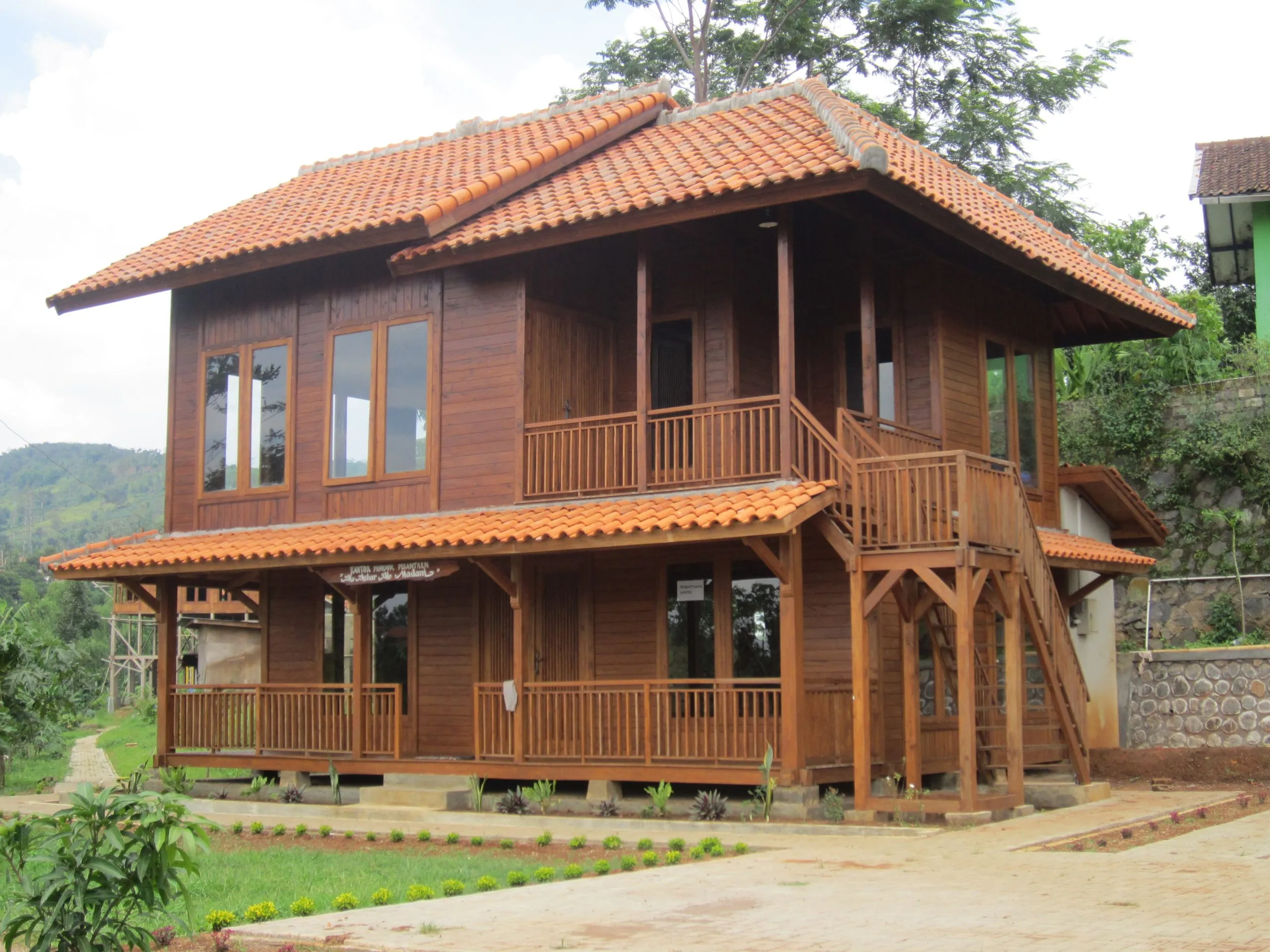 Kumpulan Gambar Rumah Kayu Sederhana Simple Dan Minimalis