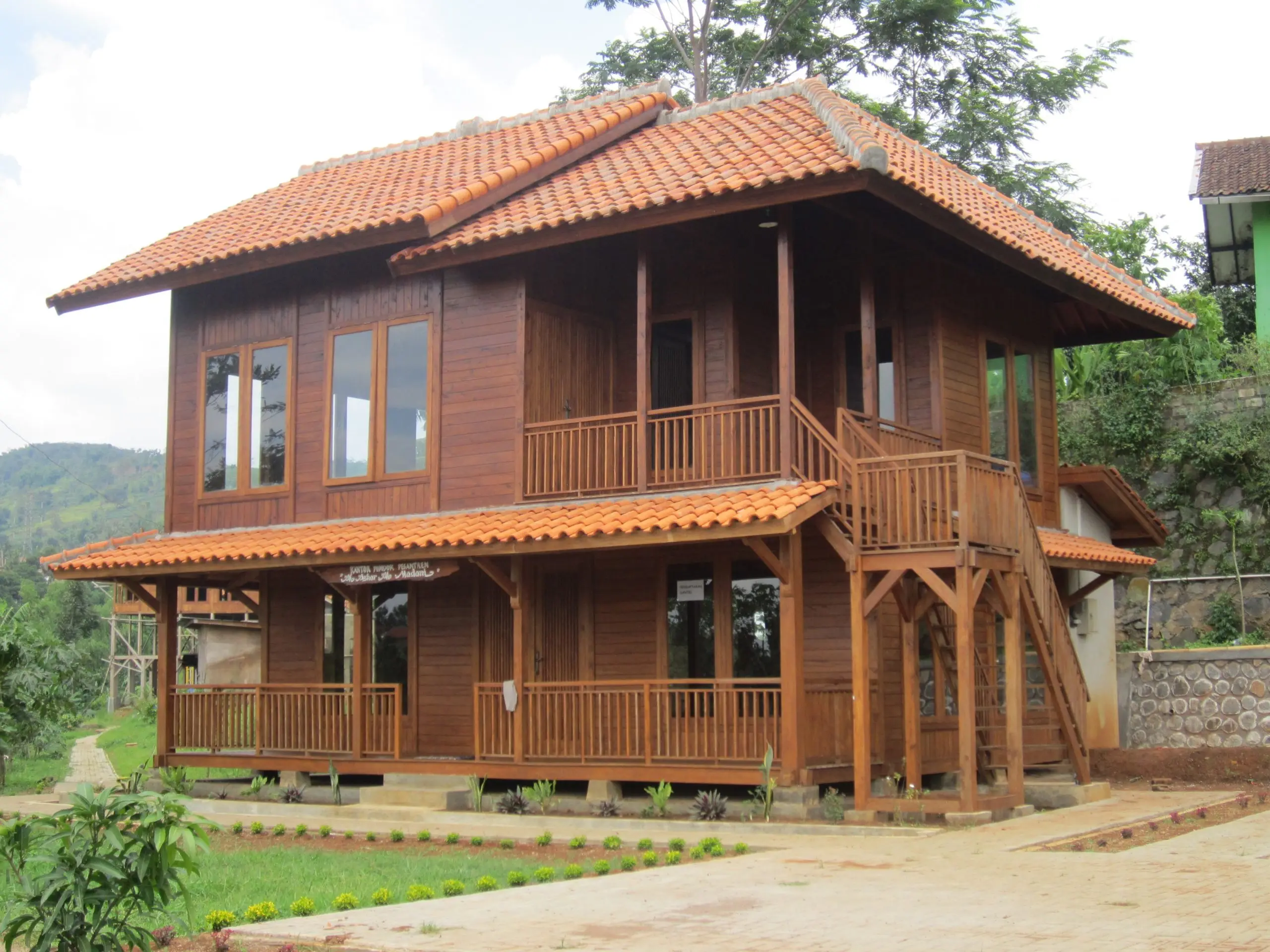 Kumpulan Gambar Rumah Kayu Sederhana Simple Dan Minimalis