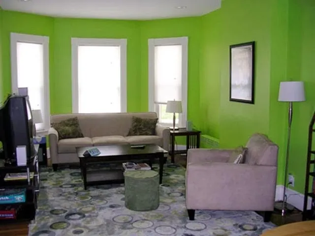 Cat Tembok Ruang Tamu