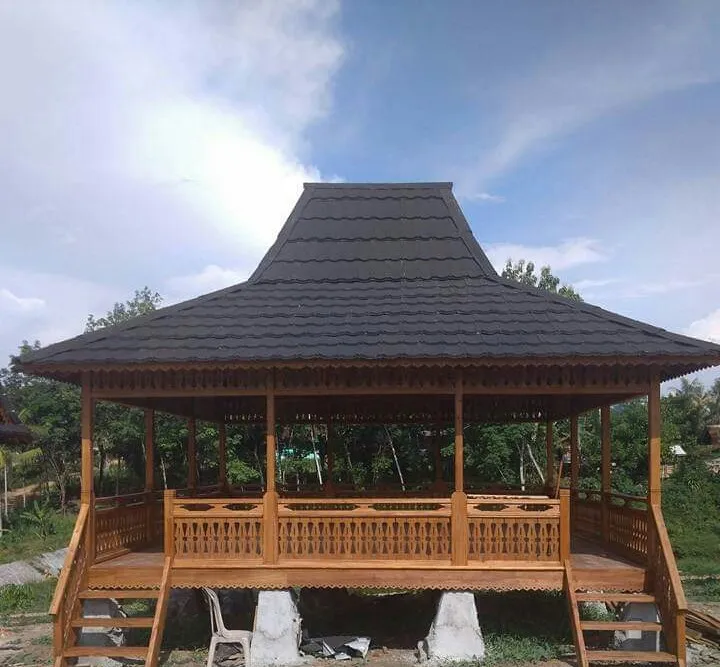 rumah kayu gazebo