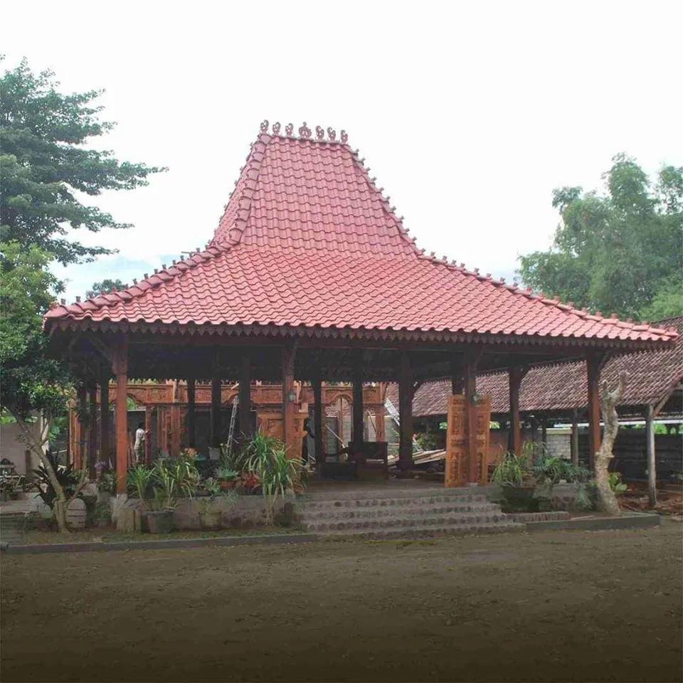 rumah kayu jawa gazebo